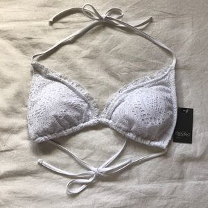 NWT Mossimo White Triangle Bikini Top